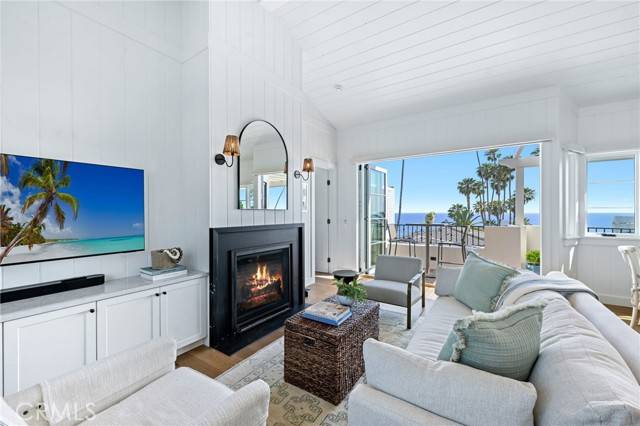 Laguna Beach, CA 92651,360 Cliff