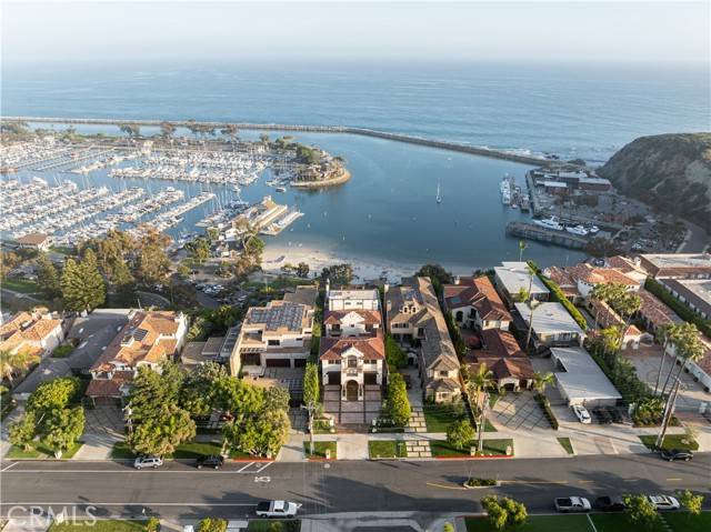 Dana Point, CA 92629,24352 Santa Clara Avenue