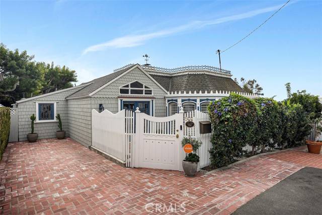 Laguna Beach, CA 92651,501 Lombardy Lane