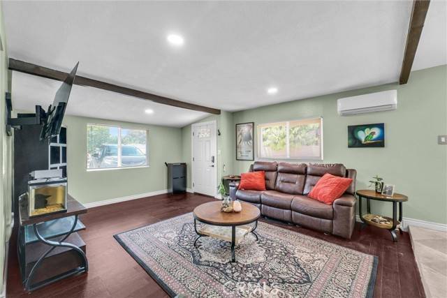 Santa Ana, CA 92704,2513 W Occidental