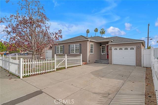 Whittier, CA 90606,7822 Wellsford Avenue