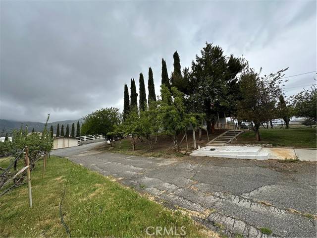 Tehachapi, CA 93561,23171 Woodford Tehachapi Road
