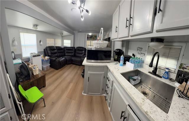 Fullerton, CA 92833,1850 W Orangethorpe Avenue #1