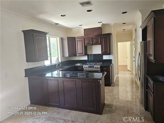 Monrovia, CA 91016,1849 10th Avenue
