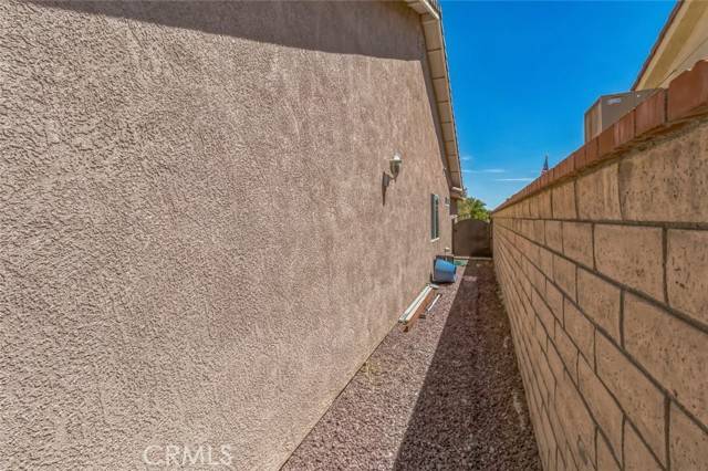 Helendale, CA 92342,15248 Wildflower Lane