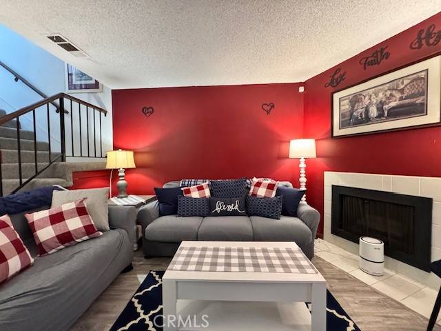 Glendale, CA 91202,543 W Stocker