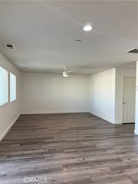 Perris, CA 92570,3447 White Sand Court