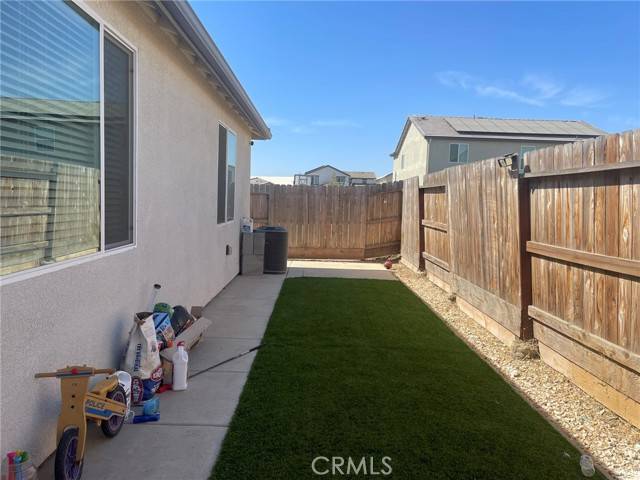 Los Banos, CA 93635,2040 Edwards Street