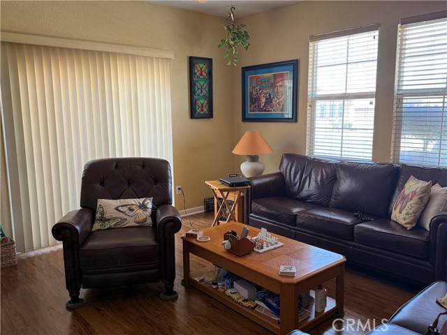 Los Banos, CA 93635,625 Betten Street