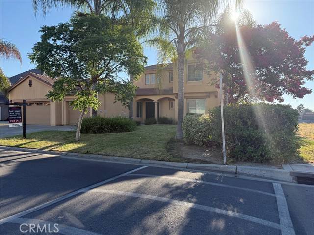 Chowchilla, CA 93610,8185 Lakeshore Drive