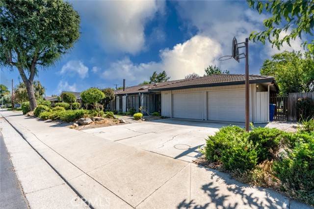 Los Banos, CA 93635,1838 Hillview Drive
