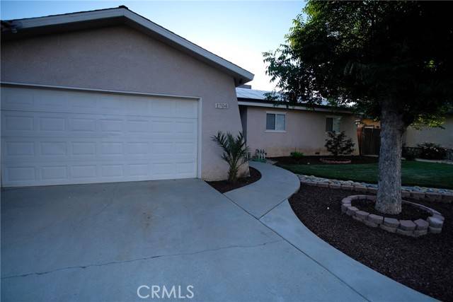 Clovis, CA 93611,1704 Bliss Avenue