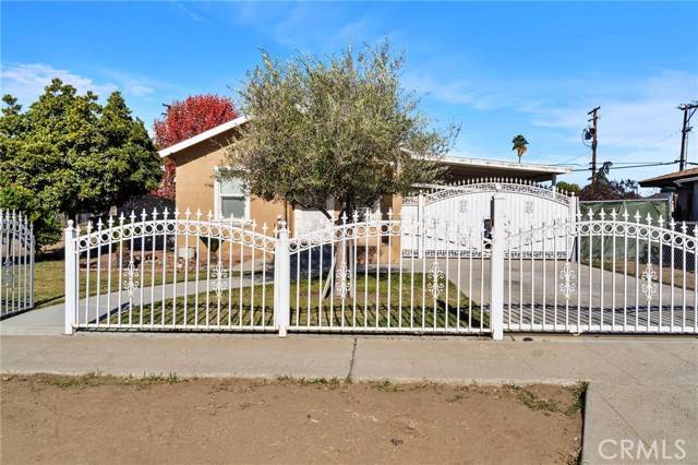 Fresno, CA 93702,3139 E Clay Avenue