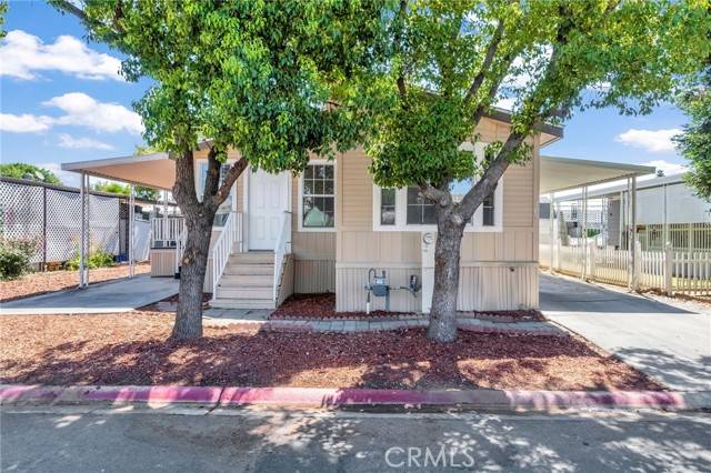 Madera, CA 93628,1218 E Cleveland #103