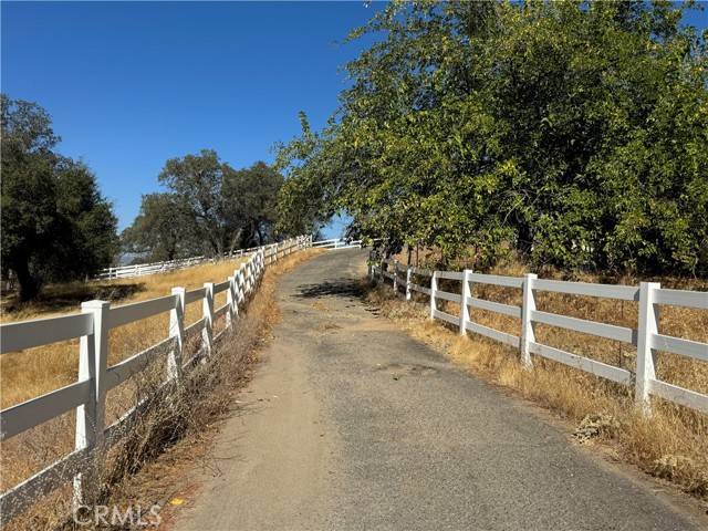 Raymond, CA 93653,37876 Road 600