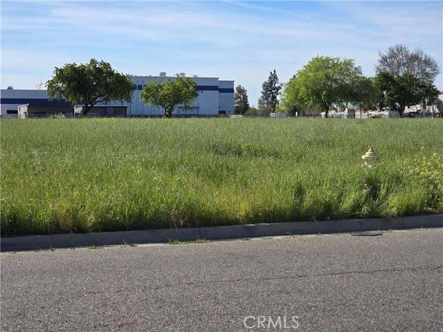 Merced, CA 95341,817 Beechcraft Avenue