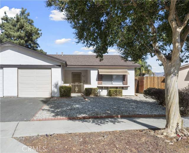 Hemet, CA 92545,2020 La Mesa Court