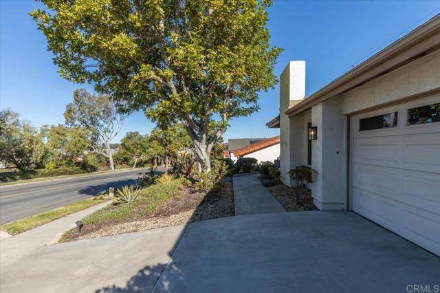 Oceanside, CA 92056,3534 Sky Haven Lane