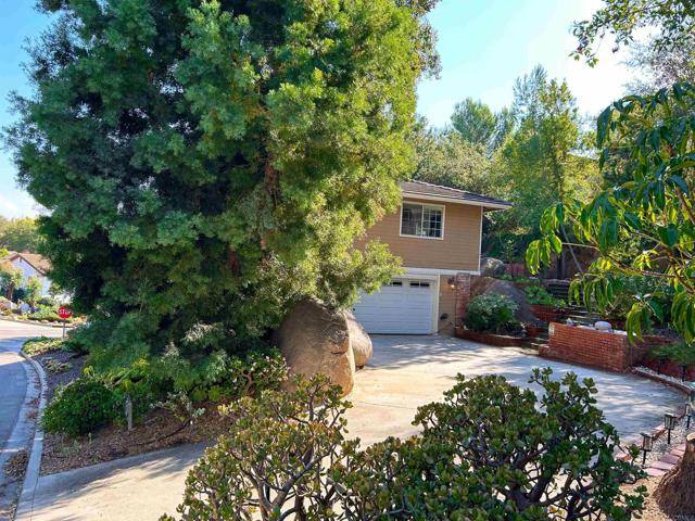 Escondido, CA 92026,9739 Sage Hill Way