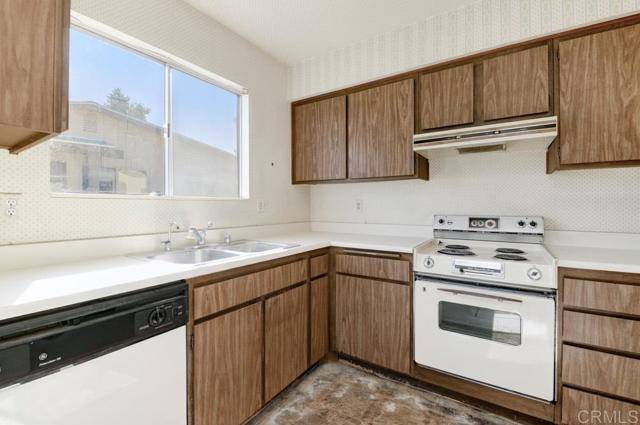 Oceanside, CA 92057,4529 Kittiwake Way