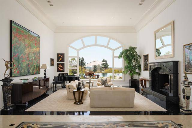 Rancho Santa Fe, CA 92067,6565 Calle Reina