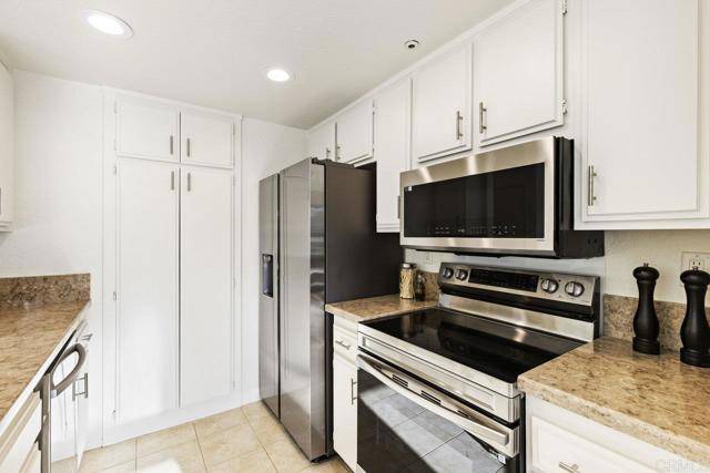 San Clemente, CA 92673,2300 Avenida Marejada
