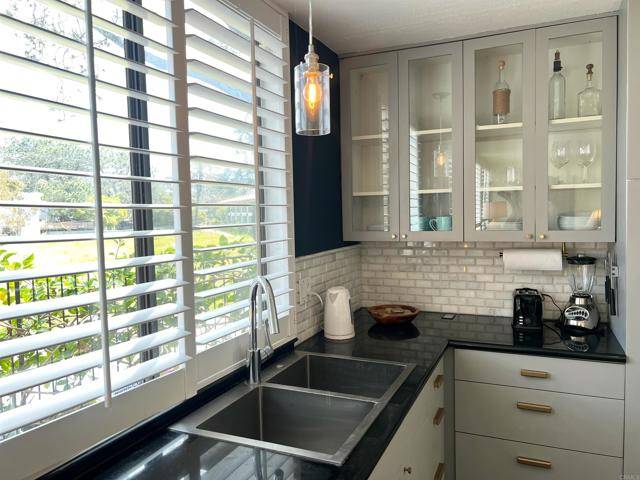 Solana Beach, CA 92075,675 S Sierra Avenue