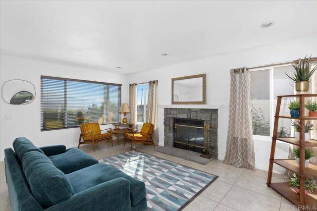 Corona, CA 92881,19065 Envoy Ave