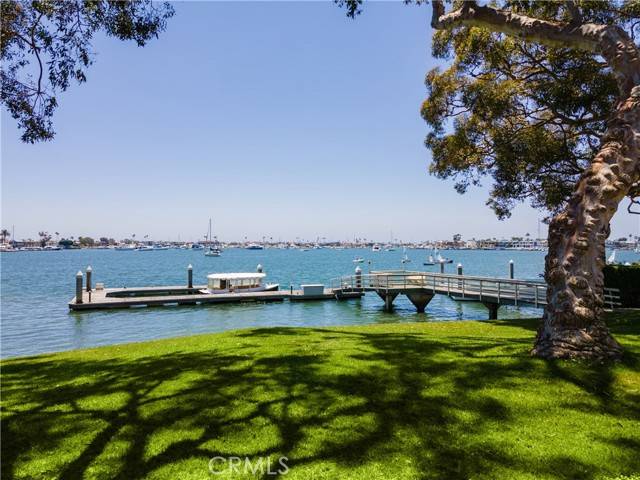 Newport Beach, CA 92660,20 Harbor Island