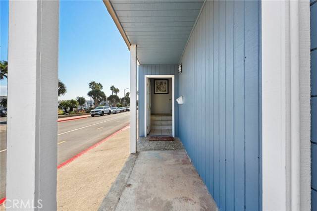 Newport Beach, CA 92663,6507 Seashore Dr.