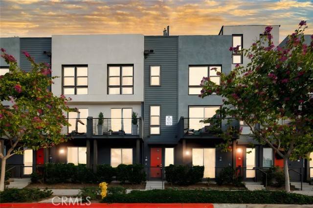 Irvine, CA 92614,113 Placemark