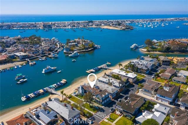 Newport Beach, CA 92660,14 Beacon Bay