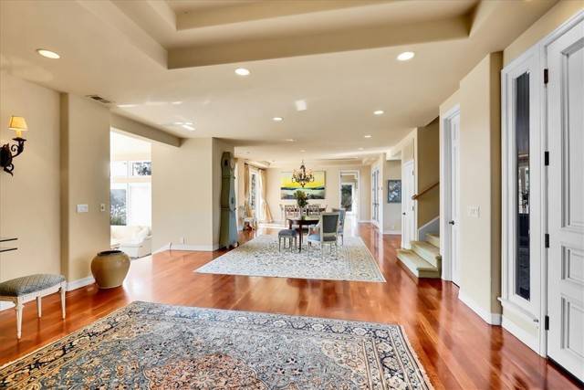 Newport Beach, CA 92660,15 Inverness Lane