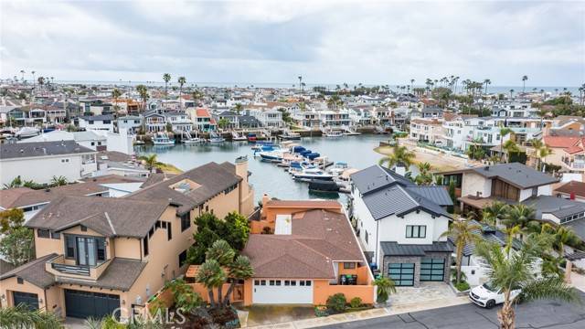 Newport Beach, CA 92663,52 Balboa