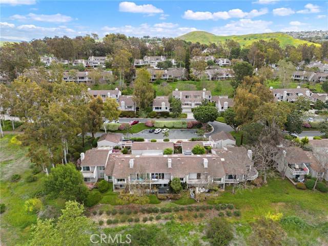 Irvine, CA 92612,21 Rustling Wind #21