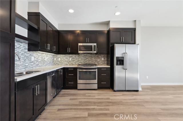 Costa Mesa, CA 92627,639 Channel Way