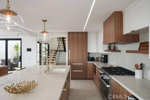 Corona Del Mar (newport Beach), CA 92625,3047 Ocean Boulevard