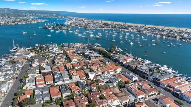 Newport Beach, CA 92663,113 Via Yella