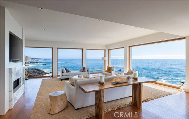 Laguna Beach, CA 92651,1901 Ocean Way