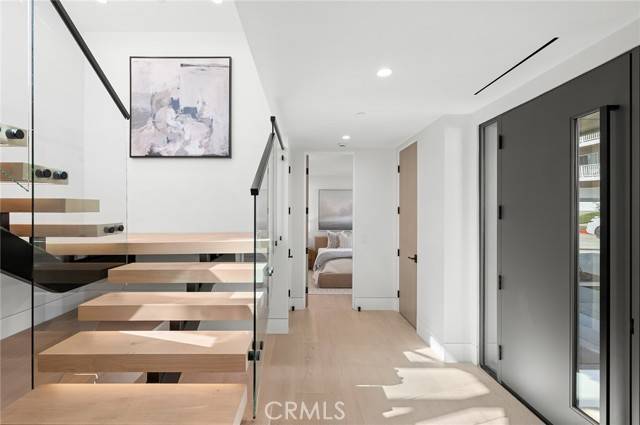 Corona Del Mar (newport Beach), CA 92625,2501 Seaview Ave