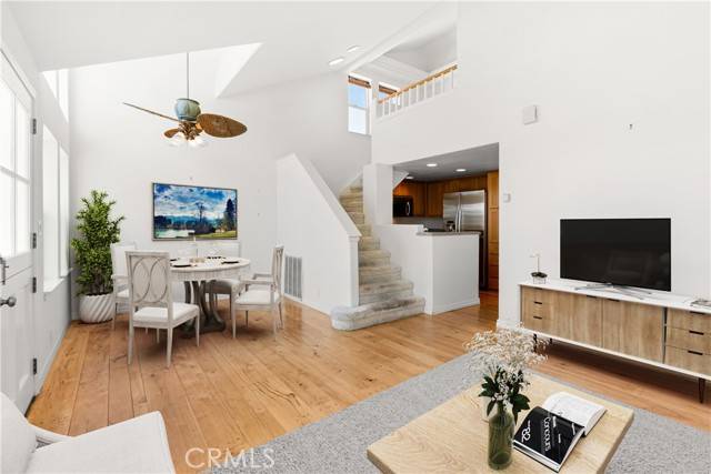 Newport Beach, CA 92663,45 Drake Street