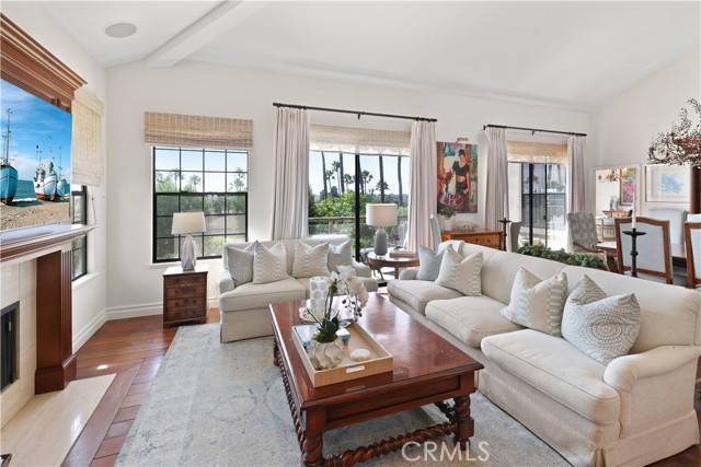 Newport Beach, CA 92660,83 Ocean #90