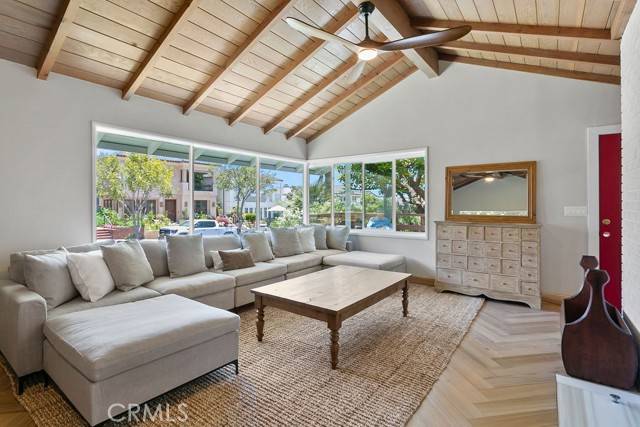 Corona Del Mar (newport Beach), CA 92625,225 Iris Avenue