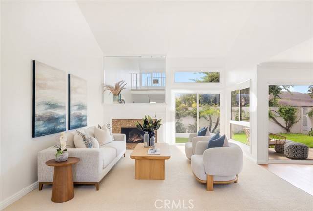 Corona Del Mar (newport Beach), CA 92625,10 Shoal Drive