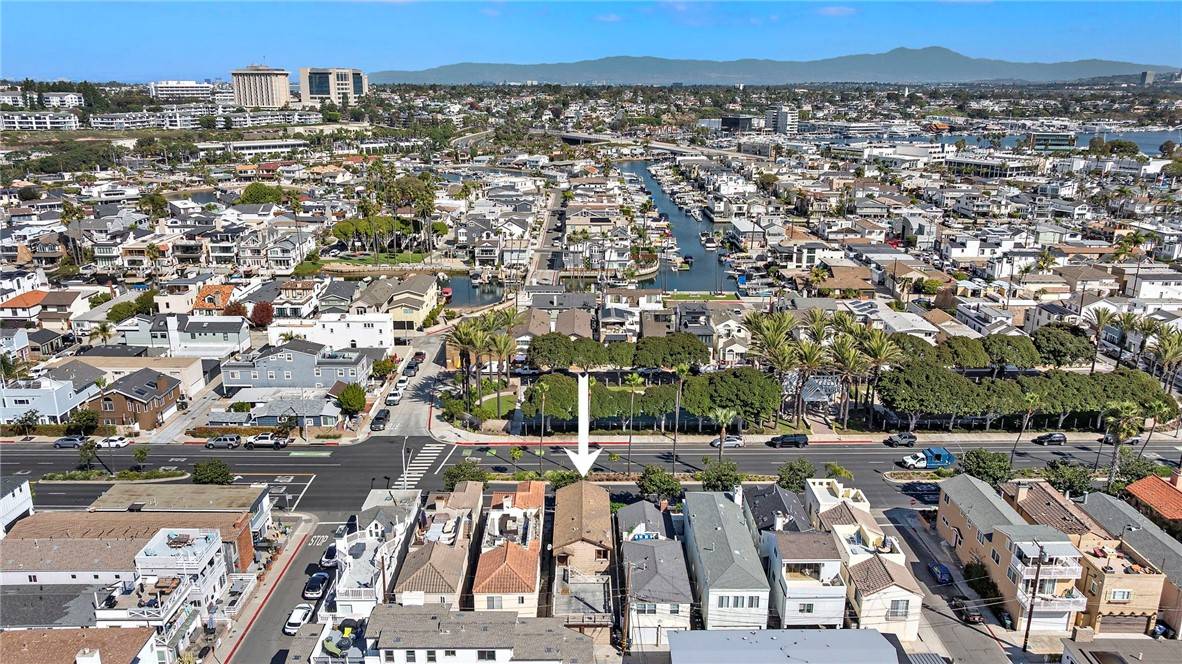 Newport Beach, CA 92663,3709 W Balboa