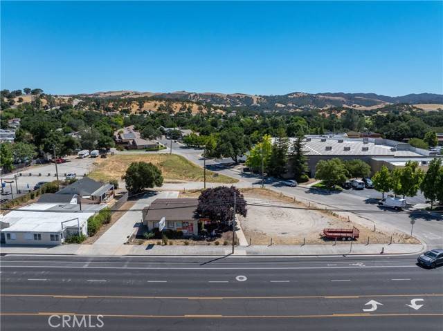 Atascadero, CA 93422,8575 El Camino Real