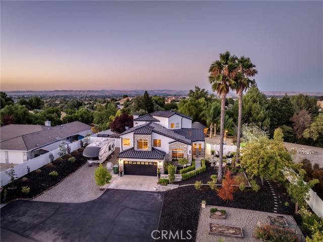 Paso Robles, CA 93446,925 Osos Way