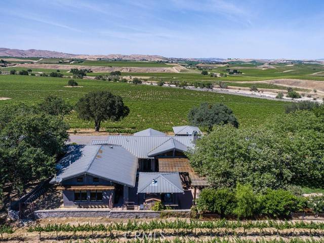 Paso Robles, CA 93446,7790 Airport Road