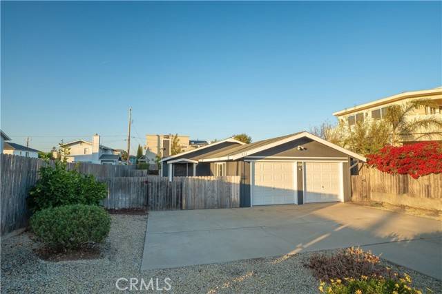 Grover Beach, CA 93433,657 Trouville Avenue