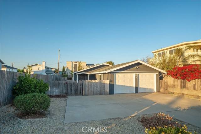 Grover Beach, CA 93433,657 Trouville Avenue #1